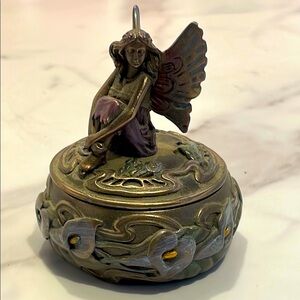 Calla Lily Fairy-Themed Jewelry Box